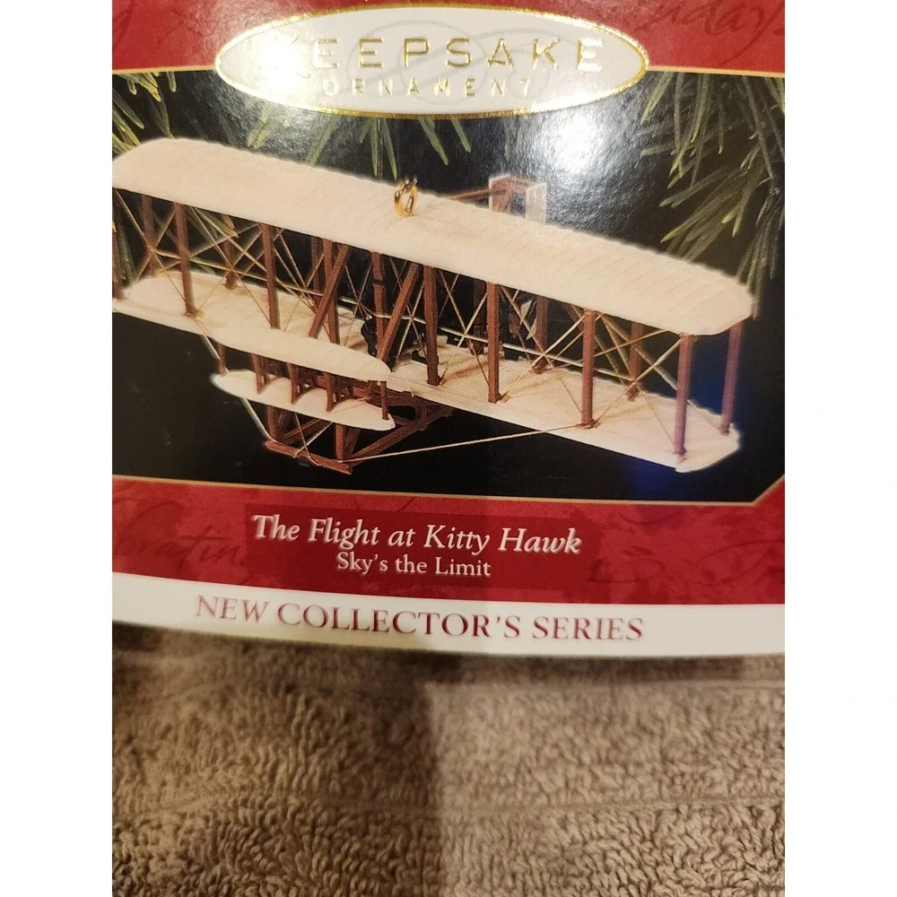 Hallmark New Collector's Keepsake Ornament The Flight at Kitty Hawk 1997‎  NIB